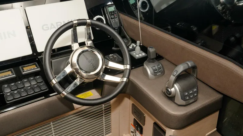 Slide: The Image of Prestige 520 S 2023 - 4399560