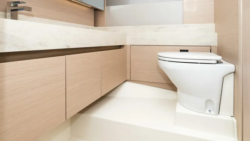 Slide: The Image of Prestige 520 S 2023 - 4399564