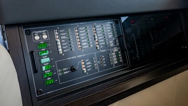 Slide: The Image of Absolute Navetta 58 2026 - 5624444