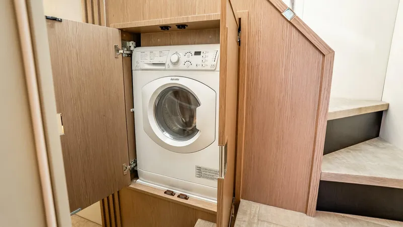 Slide: The Image of Absolute Navetta 58 2026 - 5624461