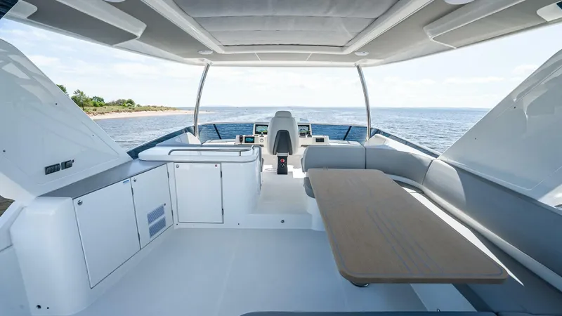 Slide: The Image of Absolute Navetta 58 2026 - 5624425