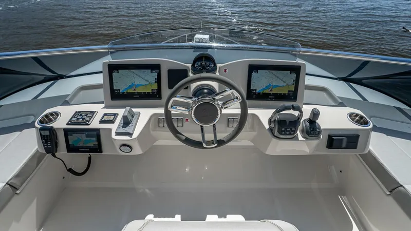 Slide: The Image of Absolute Navetta 58 2026 - 5624421