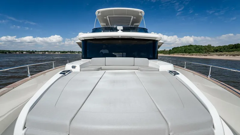 Slide: The Image of Absolute Navetta 58 2026 - 5624430