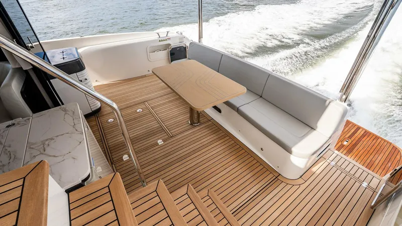 Slide: The Image of Absolute Navetta 58 2026 - 5624437