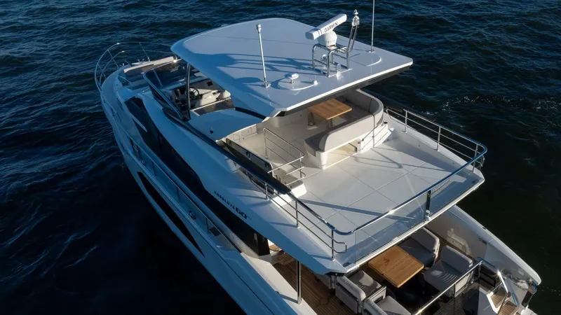 Slide: The Image of Absolute 60 Fly 2026 - 4930237