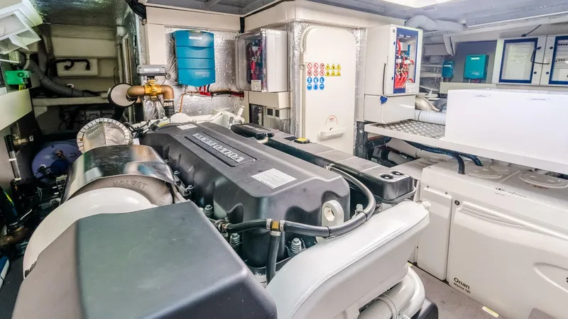 Slide: The Image of Absolute 60 Fly 2026 - 4930298