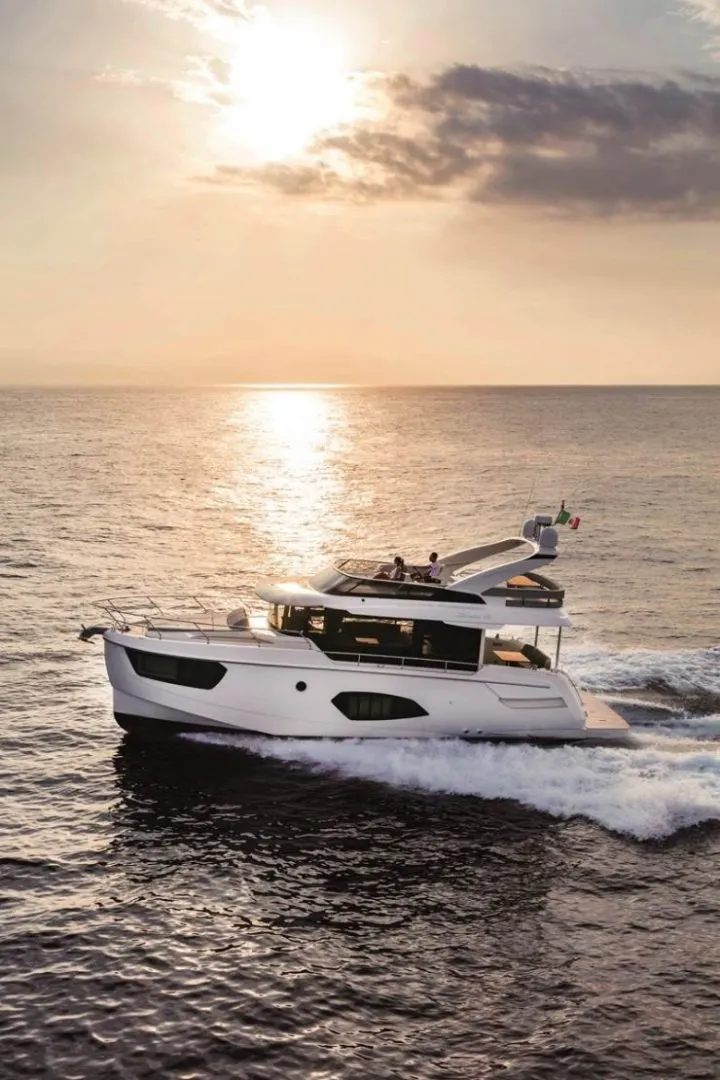 Slide: The Image of Port Side - 1196417