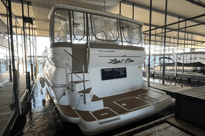 Slide: The Image of Cruisers Yachts 415 EXPRESS MOTOR YACHT 2006 - 2