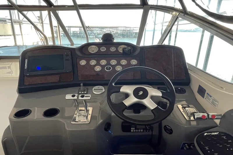 Slide: The Image of Cruisers Yachts 415 EXPRESS MOTOR YACHT 2006 - 20