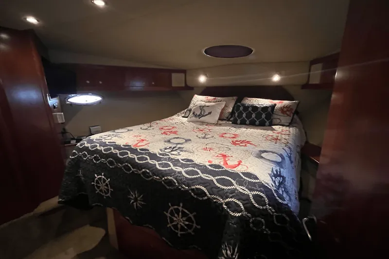 Slide: The Image of Cruisers Yachts 415 EXPRESS MOTOR YACHT 2006 - 23