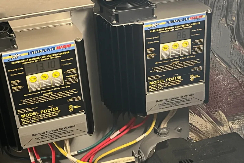 Slide: The Image of Cruisers Yachts 415 EXPRESS MOTOR YACHT 2006 - 53