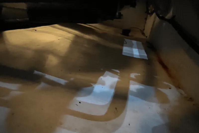 Slide: The Image of Cruisers Yachts 415 EXPRESS MOTOR YACHT 2006 - 55