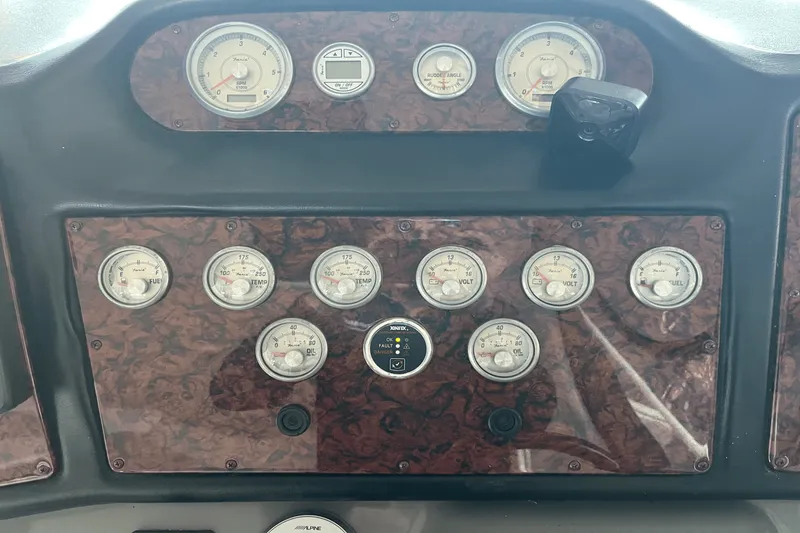 Slide: The Image of Cruisers Yachts 415 EXPRESS MOTOR YACHT 2006 - 65