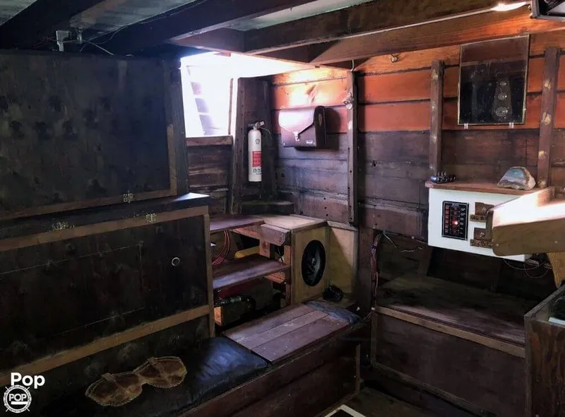 Slide: The Image of Custom 50' Yawl 1976 - 10226908