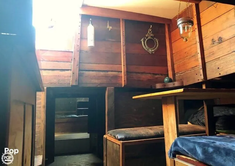 Slide: The Image of Custom 50' Yawl 1976 - 10226912