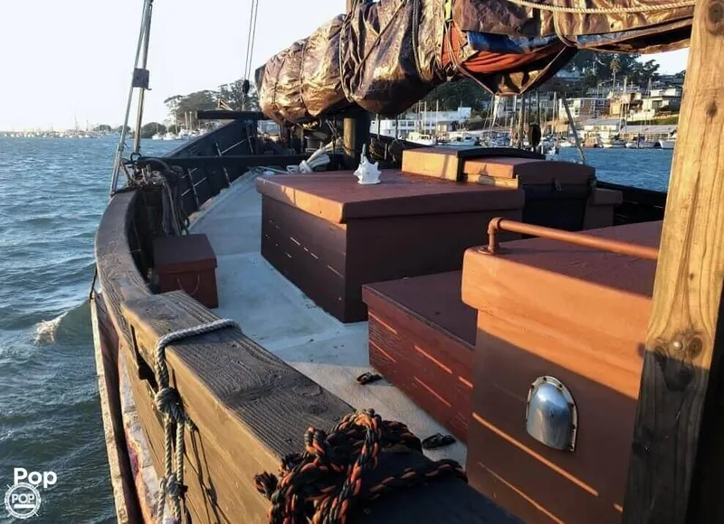 Slide: The Image of Custom 50' Yawl 1976 - 10226904