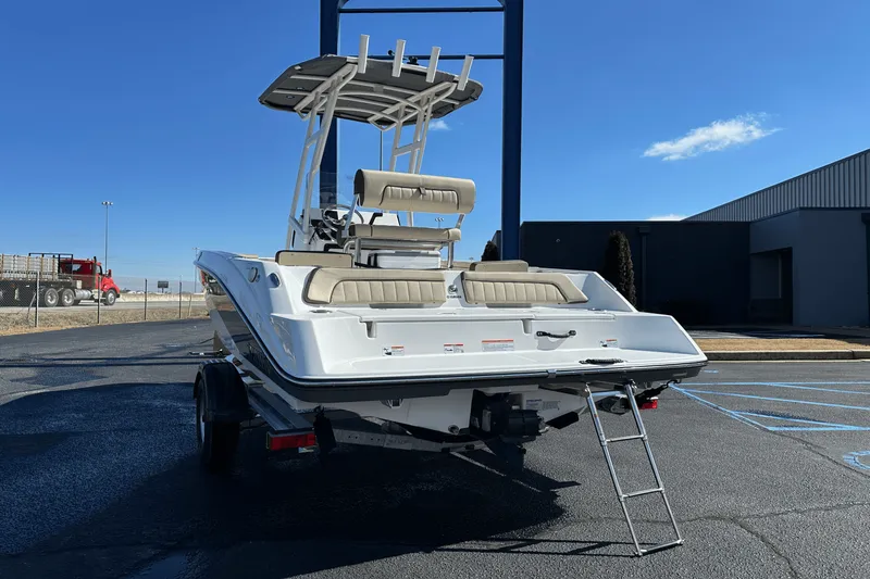 Slide: The Image of Yamaha 190 FSH Sport 2025 - 1