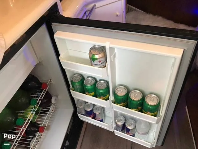 Slide: The Image of Sea Ray 330 Sundancer 1995 - 10549968