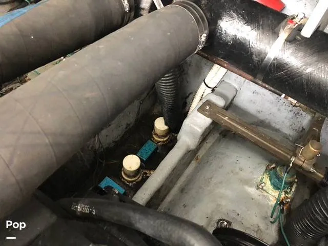 Slide: The Image of Sea Ray 330 Sundancer 1995 - 10550001