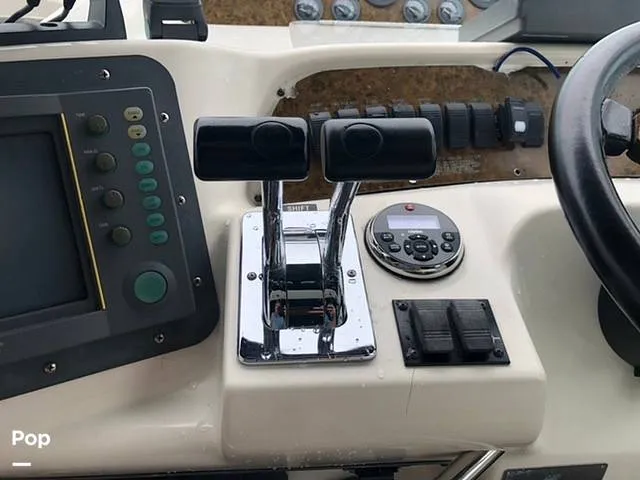 Slide: The Image of Throttle/shift: Mech - 10549879