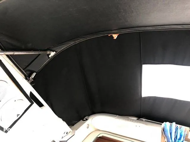 Slide: The Image of Sea Ray 330 Sundancer 1995 - 10549910