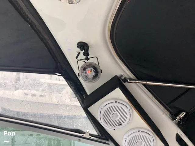 Slide: The Image of Sea Ray 330 Sundancer 1995 - 10549922