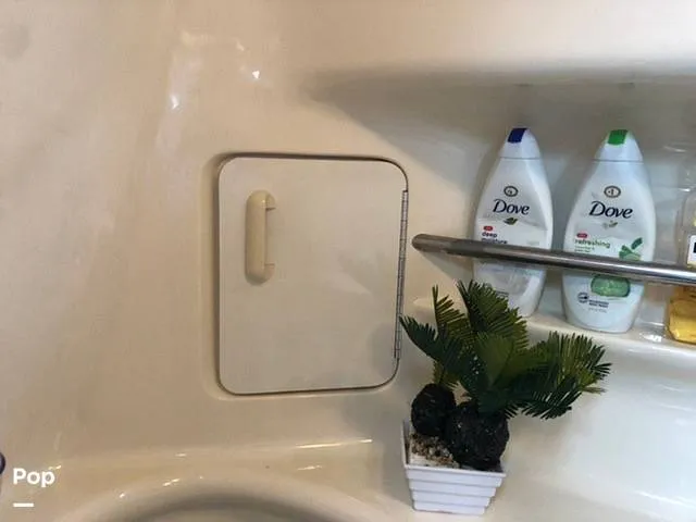 Slide: The Image of Sea Ray 330 Sundancer 1995 - 10549931