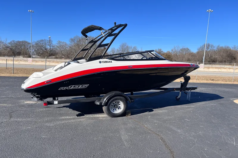 Slide: The Image of Yamaha AR195 2025 - 4