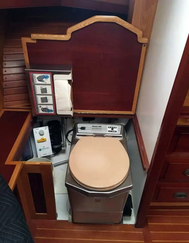 Slide: The Image of Incinerating Head - 1095693