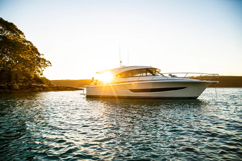 Slide: The Image of Riviera 395 SUV 2026 - 1105423