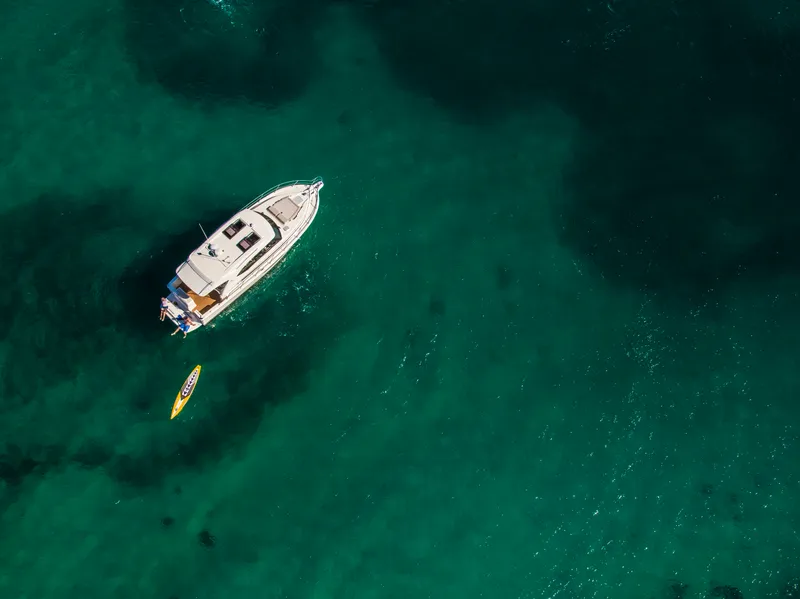 Slide: The Image of Riviera 395 SUV 2026 - 1105352