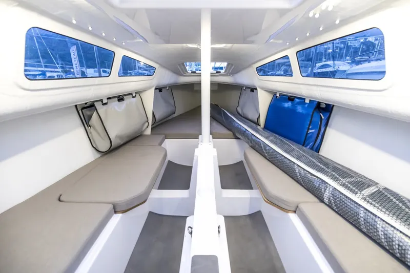 Slide: The Image of Beneteau First 24 SE Big Interior, sitting headroom - 1696157