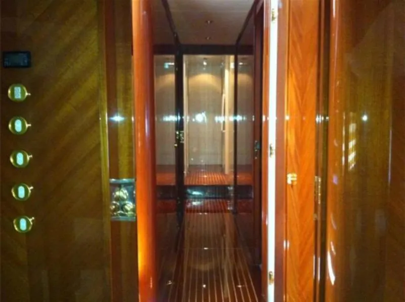 Slide: The Image of Leopard 27M Open 2001 - 1139646