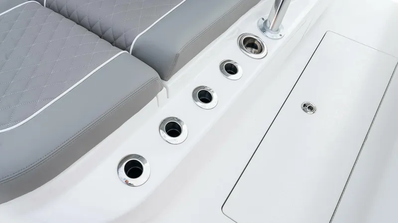 Slide: The Image of Valhalla Boatworks V41 Center Console 2026 - 4750206