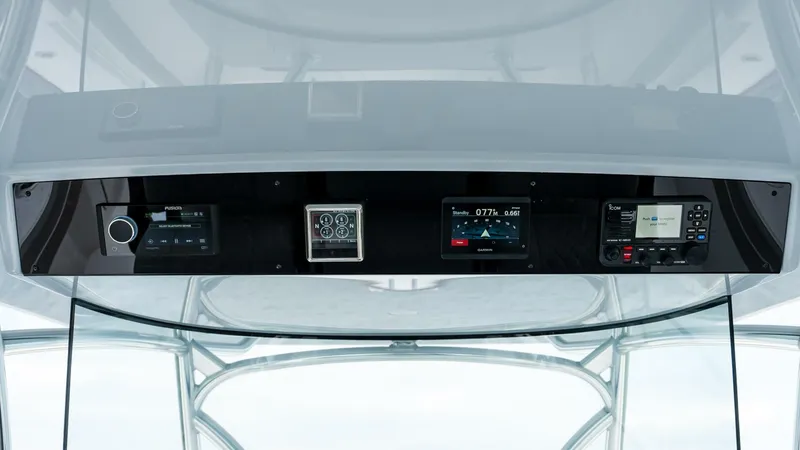 Slide: The Image of Valhalla Boatworks V41 Center Console 2027 - 4750179