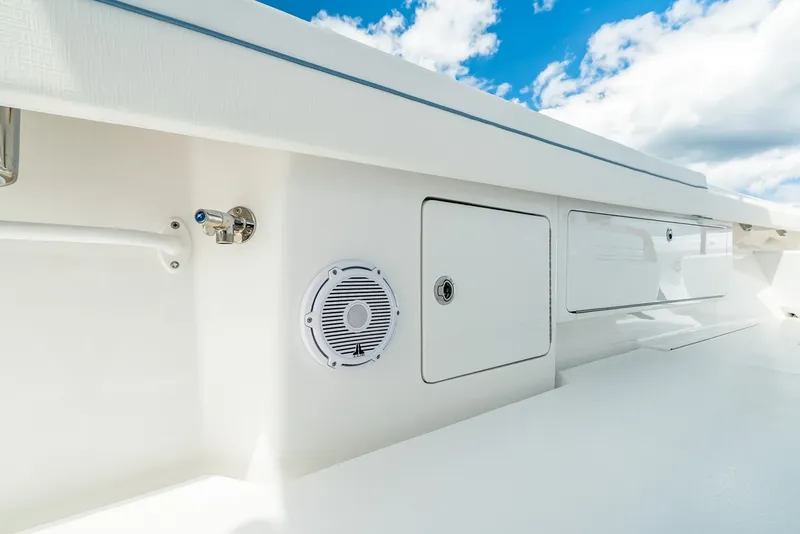 Slide: The Image of Valhalla Boatworks V37 Center Console 2027 - 7533567