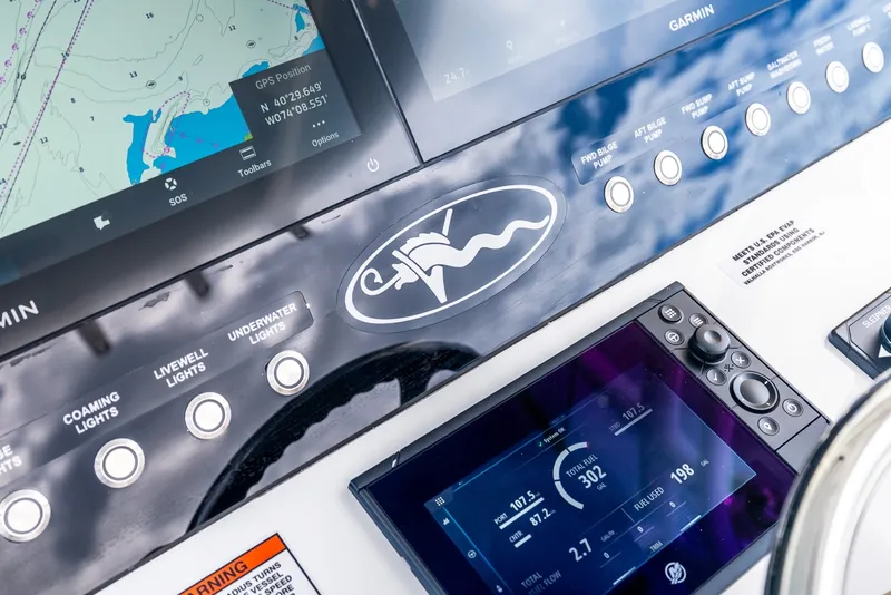 Slide: The Image of Valhalla Boatworks V37 Center Console 2027 - 7533582