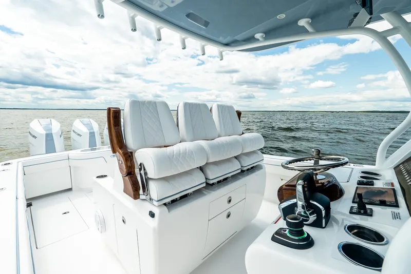 Slide: The Image of Valhalla Boatworks V37 Center Console 2027 - 7533562
