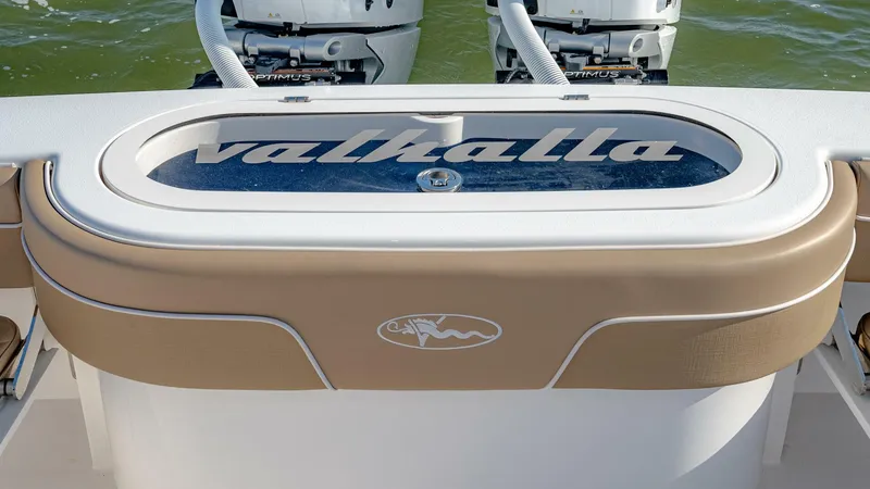 Slide: The Image of Valhalla Boatworks V33 Center Console 2025 - 4741739