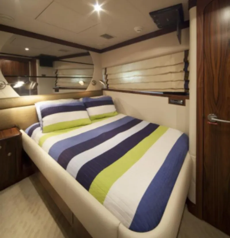 Slide: The Image of North Star 80 Enclosed 2006 - 1207828