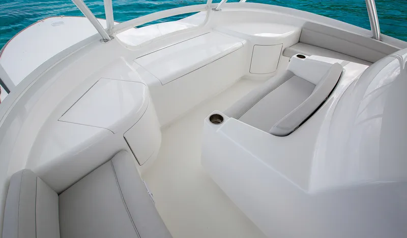 Slide: The Image of Flybridge Seating  - 1208847