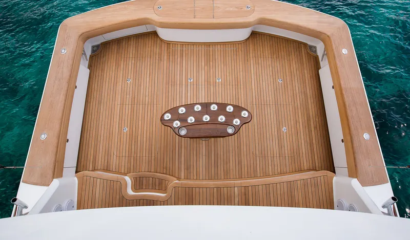 Slide: The Image of Cockpit View From Flybridge  - 1208861