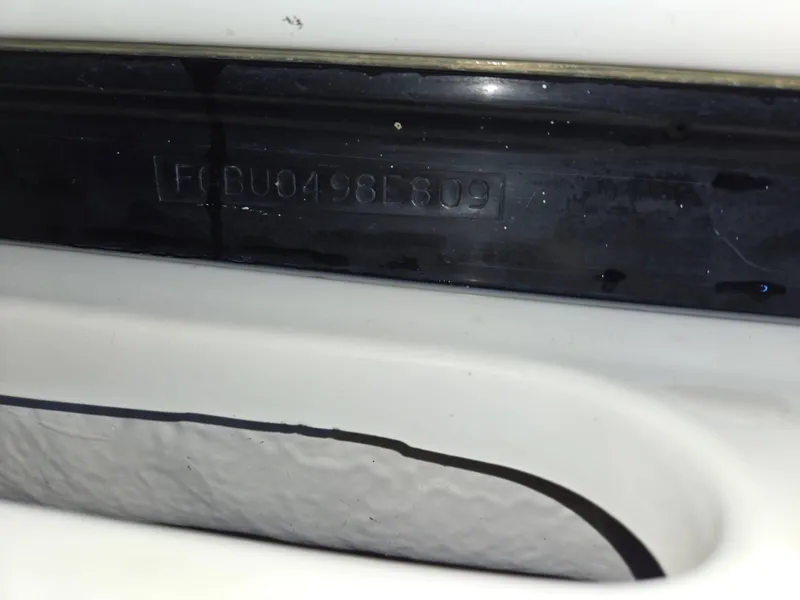 Slide: The Image of Chaparral 310 Signature 2009 - 27