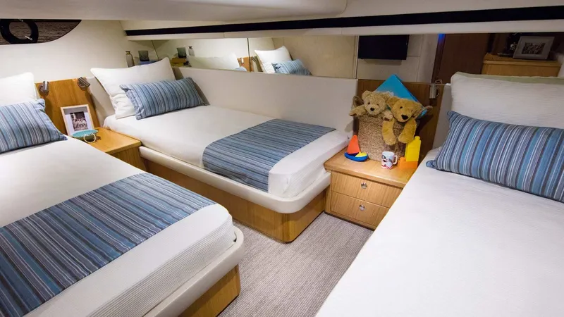 Slide: The Image of Riviera 39 Open Flybridge 2026 - 1249865