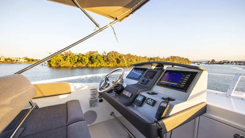 Slide: The Image of Riviera 39 Open Flybridge 2026 - 1249897