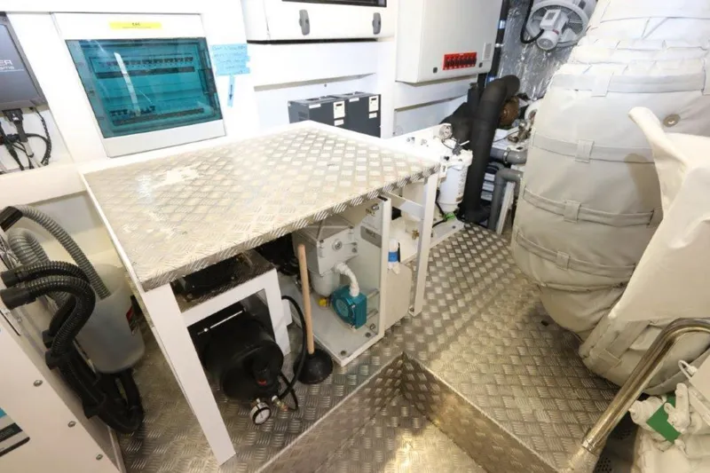 Slide: The Image of Sunseeker Yacht 2019 - 1342750