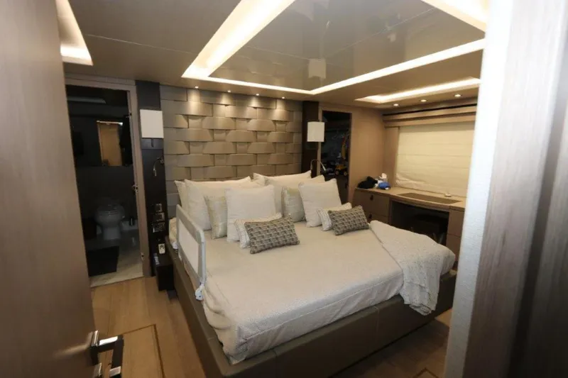 Slide: The Image of Sunseeker Yacht 2019 - 1342707