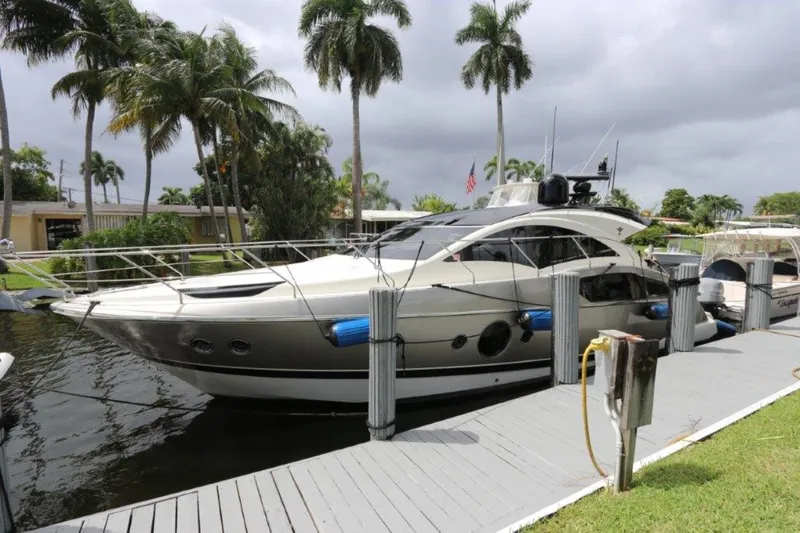 Slide: The Image of Marquis Sport Coupe 2012 - 1257654