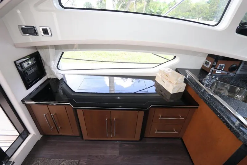 Slide: The Image of Marquis Sport Coupe 2012 - 1257661