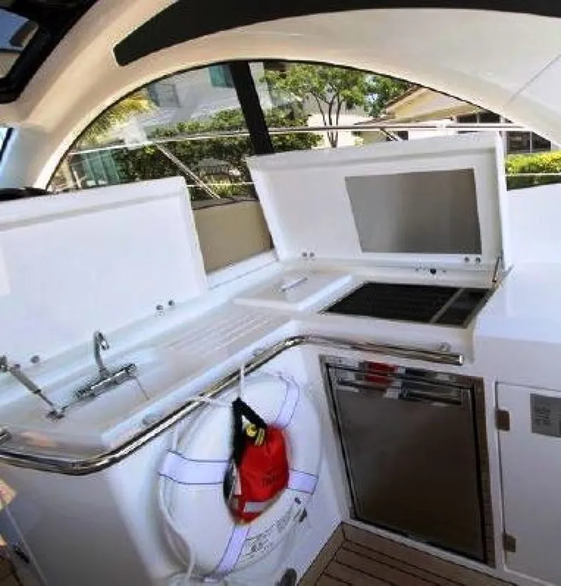 Slide: The Image of Sunseeker Portofino 2013 - 1260916